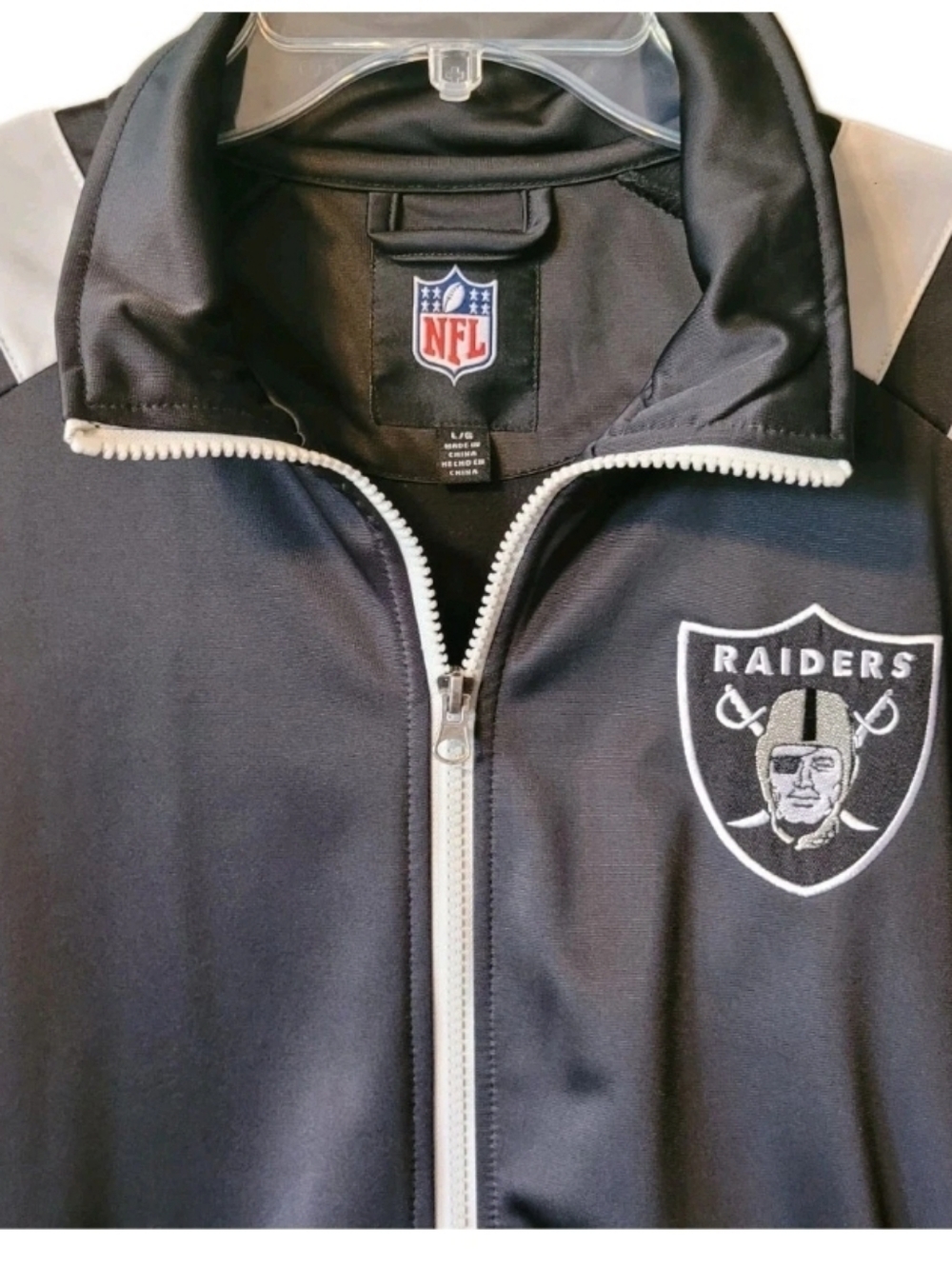 NFL Raiders Mens Track Jacket Large Full Zip Activewear